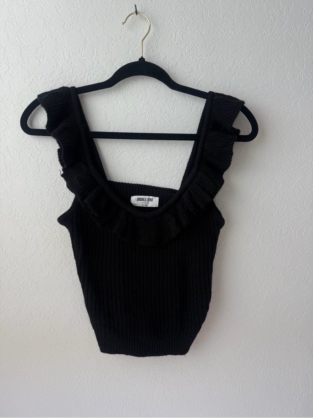 Double Zero Black Ruffle-Trim Ribbed Tank